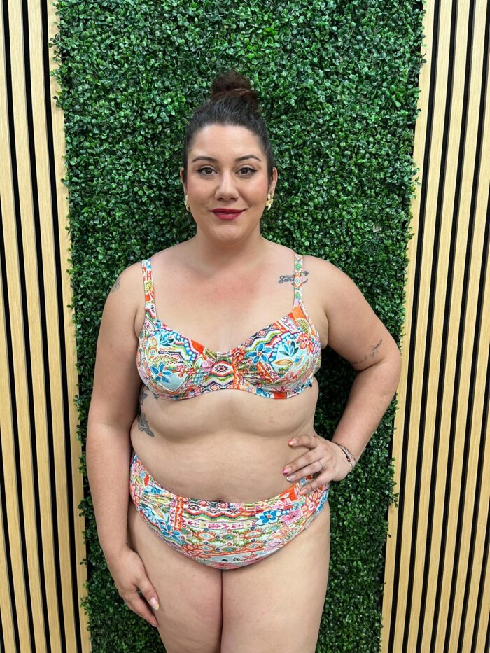 Bikini Coliseo
