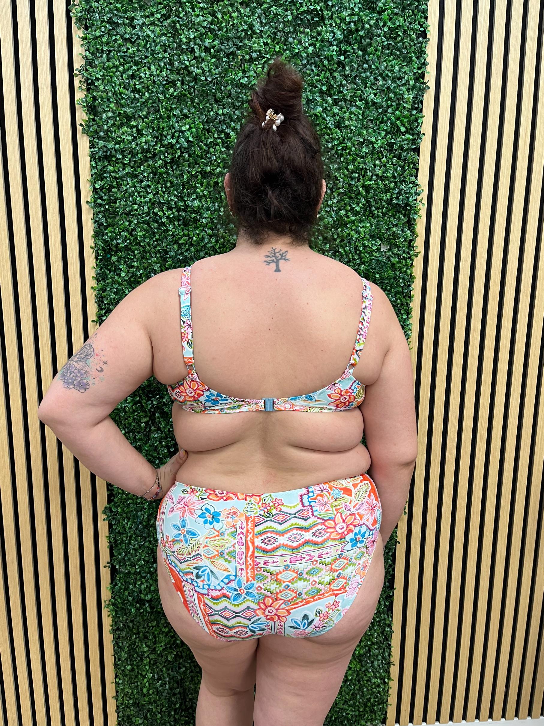 Bikini Coliseo - Imagen 2